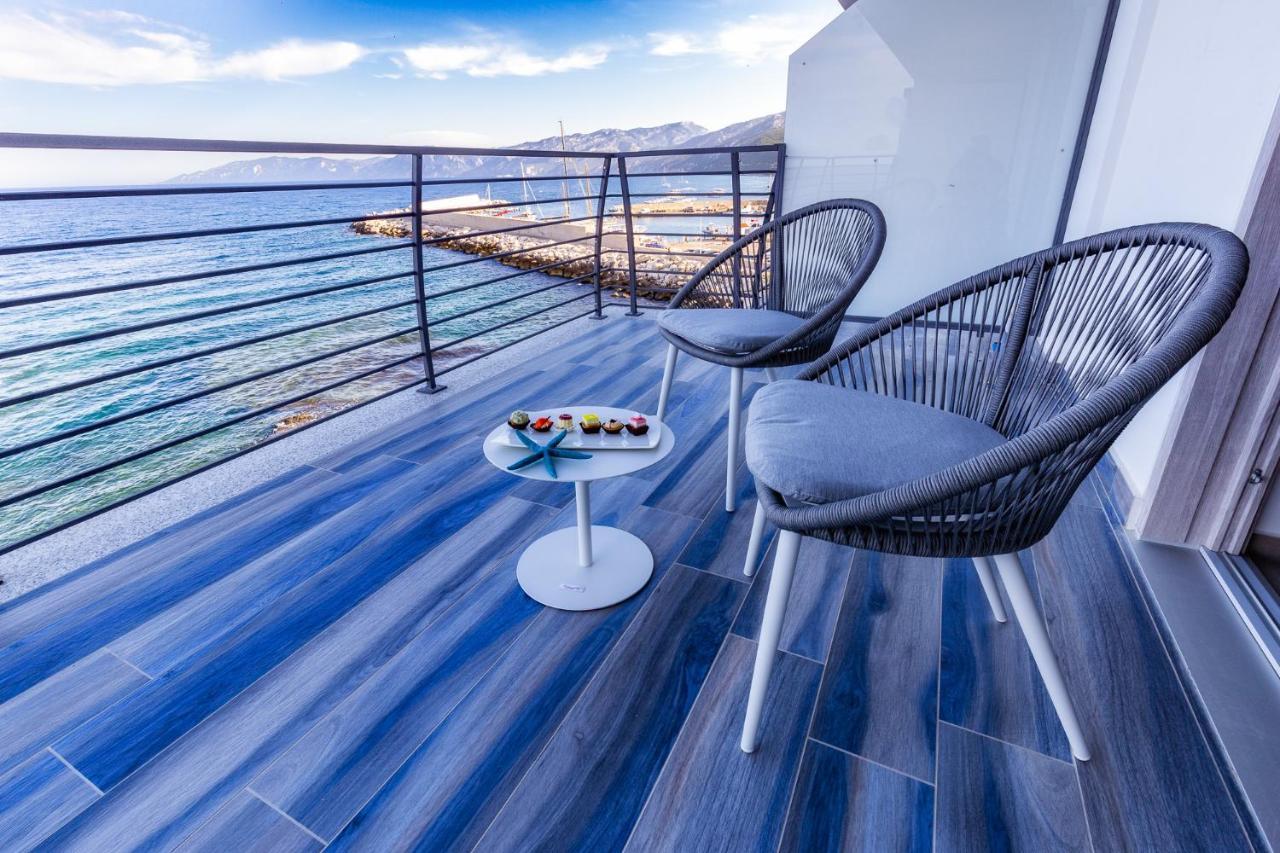 Hotel Caramare كالا غونوني المظهر الخارجي الصورة