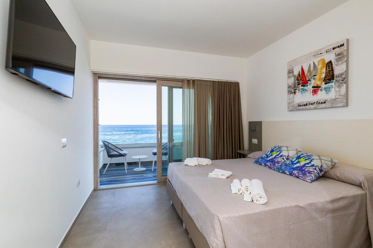 Hotel Caramare كالا غونوني المظهر الخارجي الصورة