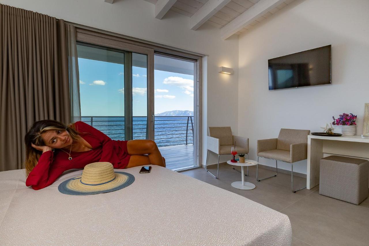 Hotel Caramare كالا غونوني المظهر الخارجي الصورة